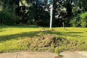 131 SE Haygood Ave SE, Atlanta, GA 30315 - Photo 1