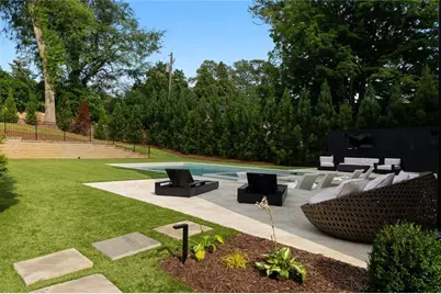 4063 Rickenbacker Drive NE, Atlanta, GA 30342 - Photo 5