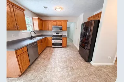 6524 Alford Way, Lithonia, GA 30058 - Photo 9