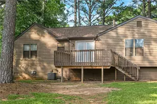 1081 Oak Rd SW, Lilburn, GA 30047 - Photo 25
