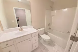 1636 Lansing Bluff Walk, Lawrenceville, GA 30043 - Photo 17