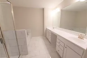 1636 Lansing Bluff Walk, Lawrenceville, GA 30043 - Photo 11