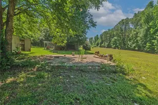 1803 Bowman Hwy NW, Dewy Rose, GA 30634 - Photo 19