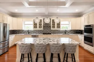 1323 Merry Ln NE, Atlanta, GA 30329 - Photo 3
