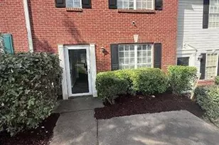 1314 Hollenbeck Ln, Riverdale, GA 30296 - Photo 1