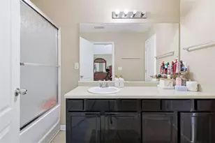 574 Lobdale Falls Dr, Lawrenceville, GA 30045 - Photo 27