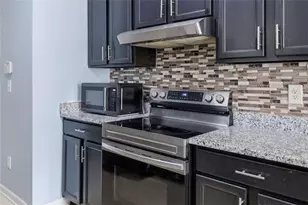 574 Lobdale Falls Dr, Lawrenceville, GA 30045 - Photo 13