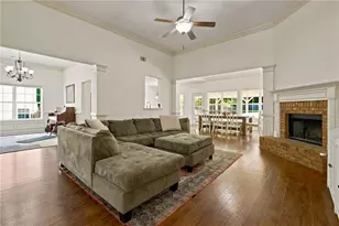 6204 Cove Creek Dr, Flowery Branch, GA 30542 - Photo 25