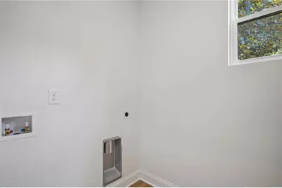 1867 Oakmont Drive NW, Atlanta, GA 30314 - Photo 17