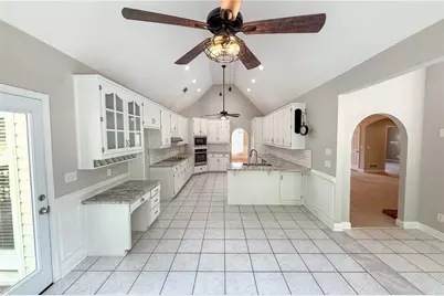6015 Cedar Lake Trail, Loganville, GA 30656 - Photo 5