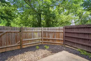 1807 Ashborough Circle SE, Marietta, GA 30067 - Photo 27
