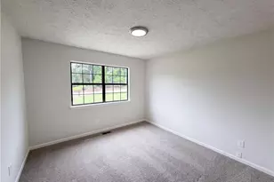 2021 Raymonds Dr, Loganville, GA 30052 - Photo 11