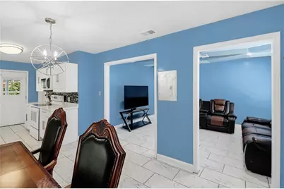 1101 Lloyd Drive, Forest Park, GA 30297 - Photo 9