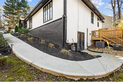 915 Lost Forest Drive NW, Atlanta, GA 30328 - Photo 5