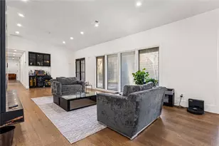 915 Lost Forest Dr NW, Atlanta, GA 30328 - Photo 39