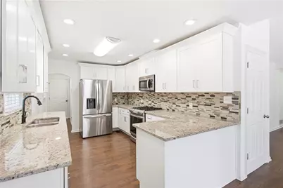 6014 Lake Lanier Heights Road, Buford, GA 30518 - Photo 13