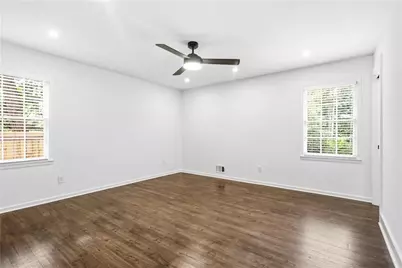 6014 Lake Lanier Heights Road, Buford, GA 30518 - Photo 19