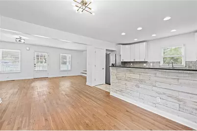 2429 Claude Street NW, Atlanta, GA 30318 - Photo 9