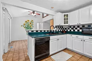 4375 Mill Ct, Duluth, GA 30096 - Photo 11
