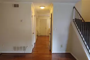 2962 N Dekalb Dr, Atlanta, GA 30340 - Photo 7