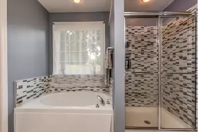 660 Glenbarrett Court NE, Marietta, GA 30066 - Photo 19