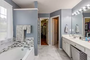 660 Glenbarrett Ct NE, Marietta, GA 30066 - Photo 17