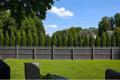 660 Glenbarrett Court NE, Marietta, GA 30066 - Photo 33