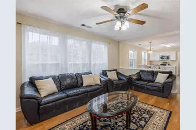 660 Glenbarrett Court NE, Marietta, GA 30066 - Photo 13