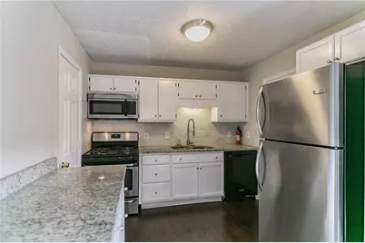 1441 Springleaf Circle SE, Smyrna, GA 30080 - Photo 7
