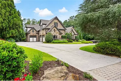 1255 Waterfall Lane NW, Acworth, GA 30101 - Photo 5