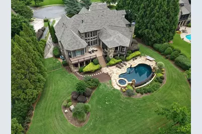 1255 Waterfall Lane NW, Acworth, GA 30101 - Photo 3