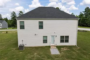 200 Woodlands Dr, Jackson, GA 30233 - Photo 29