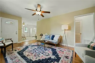 3576 Lakeshore Dr, Smyrna, GA 30082 - Photo 5