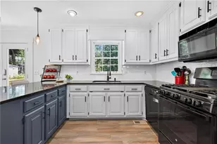 4420 Indian Trace Dr, Alpharetta, GA 30004 - Photo 5
