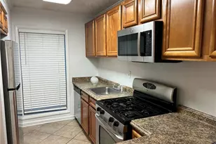 1010 Wynnes Ridge Cir SE, Marietta, GA 30067 - Photo 7