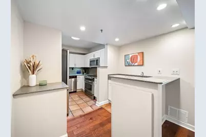 2870 Pharr Court NW #506, Atlanta, GA 30305 - Photo 9