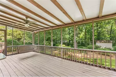 708 Rollingwood Drive, Stone Mountain, GA 30087 - Photo 27