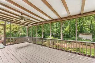 708 Rollingwood Dr, Stone Mountain, GA 30087 - Photo 27