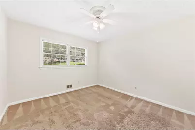 708 Rollingwood Drive, Stone Mountain, GA 30087 - Photo 17