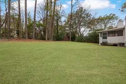 2532 Hidden Hills Dr, Marietta, GA 30066 - Photo 11