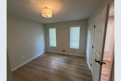 2532 Hidden Hills Dr, Marietta, GA 30066 - Photo 5