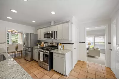 625 Channing Drive NW, Atlanta, GA 30318 - Photo 13
