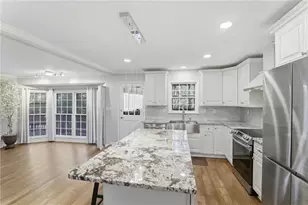 2037 Stoneleigh Dr, Stone Mountain, GA 30087 - Photo 17