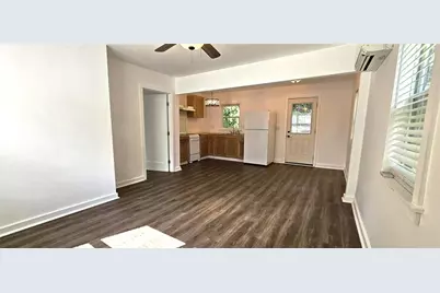 3230 W Shadowlawn Avenue NE #GARAGE APT, Atlanta, GA 30305 - Photo 1