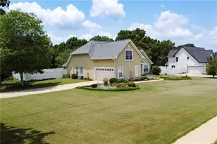 200 Chatfield Way, Locust Grove, GA 30248 - Photo 3