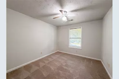 85 Hartley Woods Drive NE, Kennesaw, GA 30144 - Photo 7