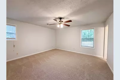 85 Hartley Woods Drive NE, Kennesaw, GA 30144 - Photo 9