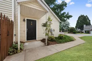 4302 Keats Ct, Austell, GA 30106 - Photo 3