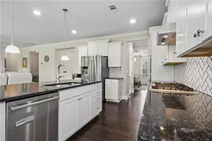 7110 Sailaway Dr, Flowery Branch, GA 30542 - Photo 15