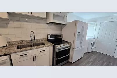 606 W Lake Avenue NW, Atlanta, GA 30318 - Photo 15